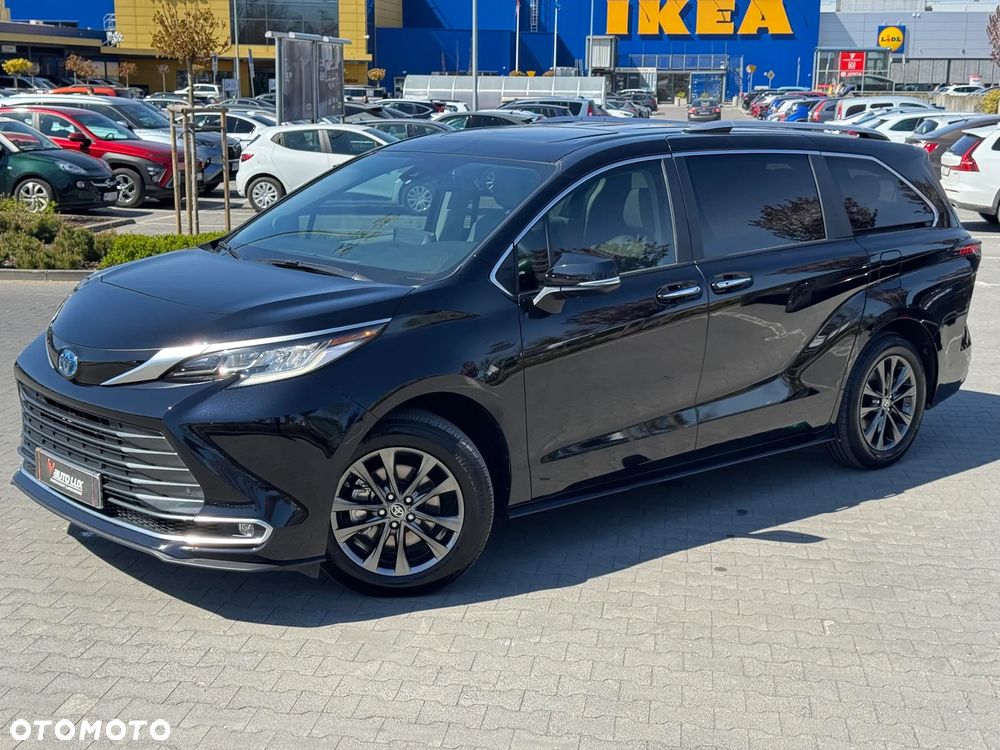 Toyota Sienna - 7