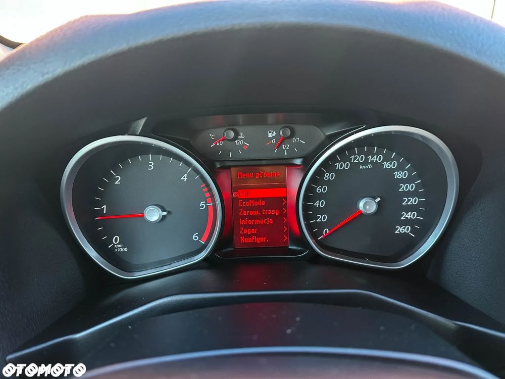 Ford Mondeo - 28