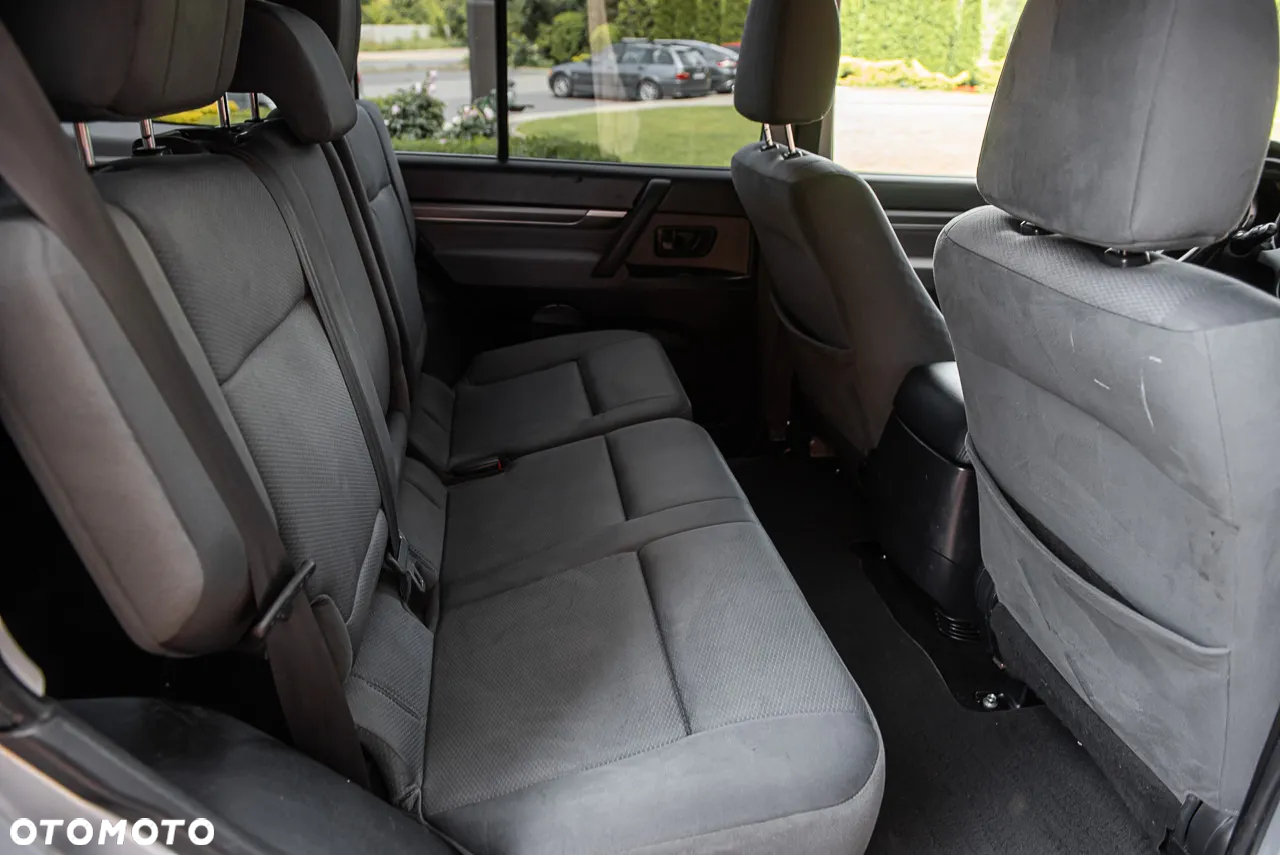 Mitsubishi Pajero 3.2 DID Intense - 27
