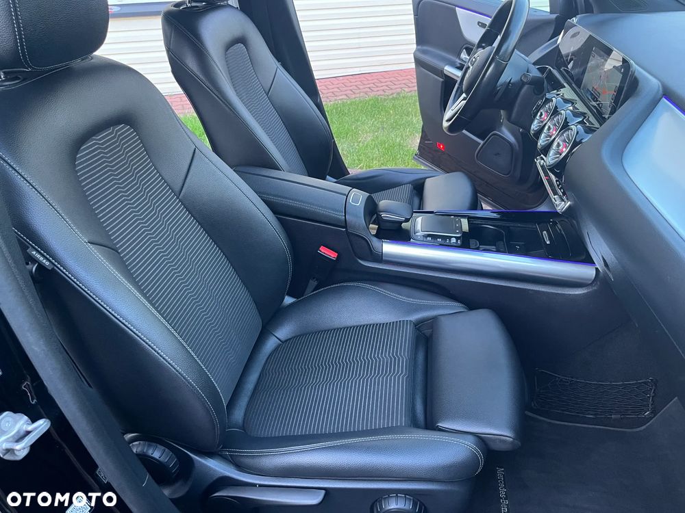 Mercedes-Benz GLA 200 Style - 25
