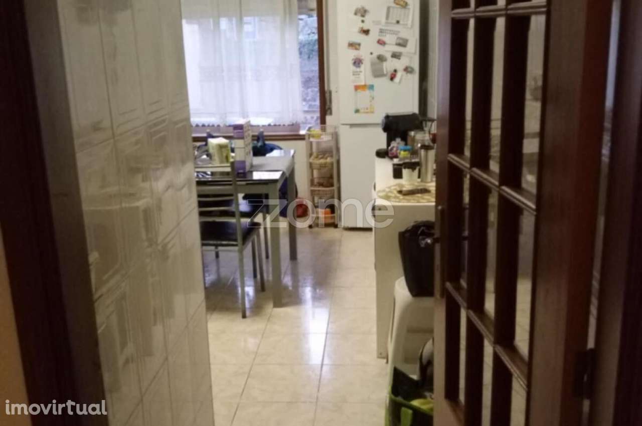 Apartamento T2 Rés-do-Chão com Terraço! - Grande imagem: 5/18