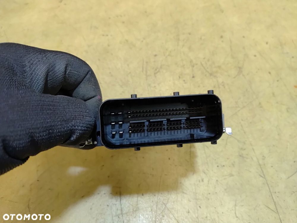 HYUNDAI I10 I 1.1 B KOMPUTER STEROWNIK SILNIKA 39105-02028 07-13 - 2