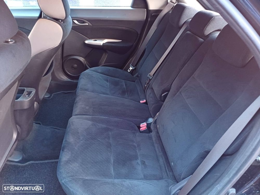 Honda Civic 1.4 Comfort - 7
