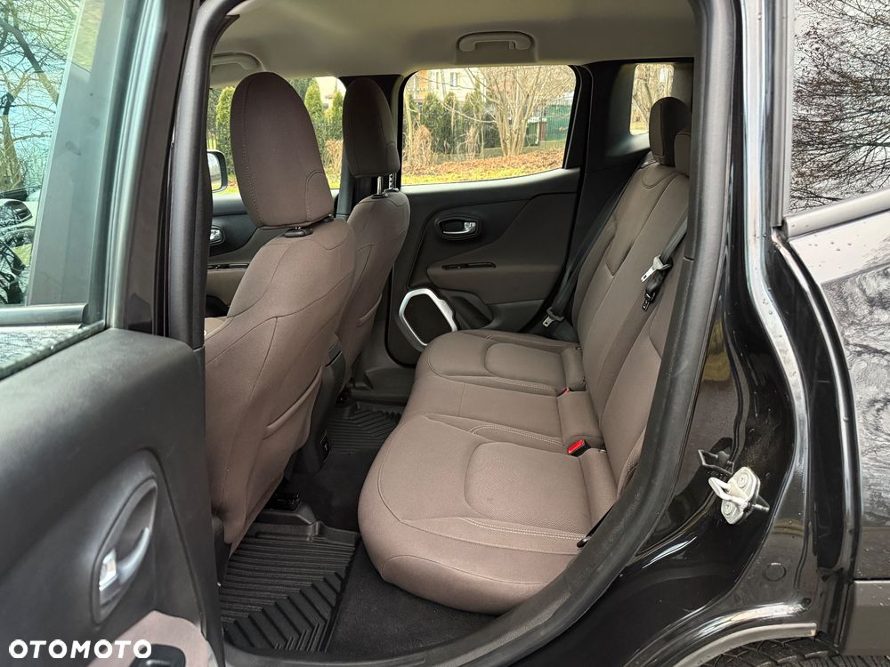 Jeep Renegade 1.4 MultiAir Night Eagle - 29