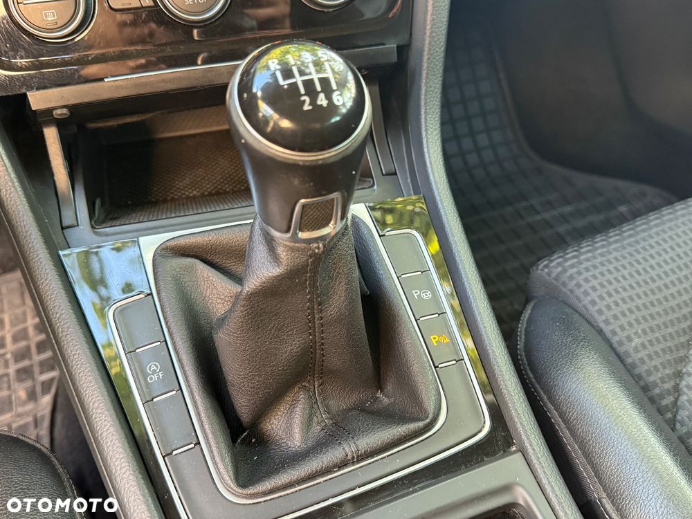 Volkswagen Golf 2.0 TDI BMT Highline - 21