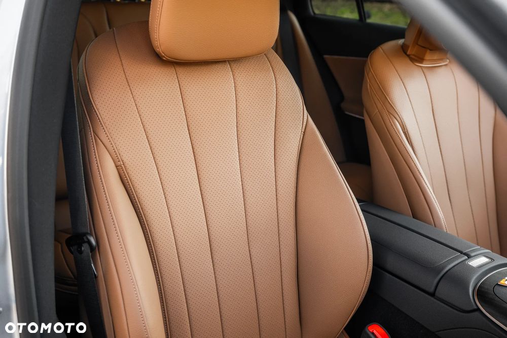 Mercedes-Benz Klasa E - 12