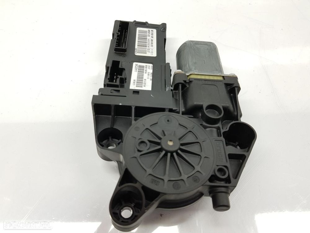 MOTOR ELEVADOR FRENTE ESQUERDO RENAULT MEGANE III BERLINA 5P - 1