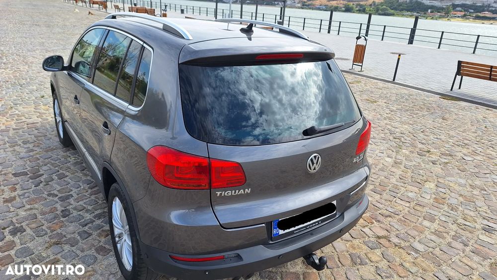 Volkswagen Tiguan - 36