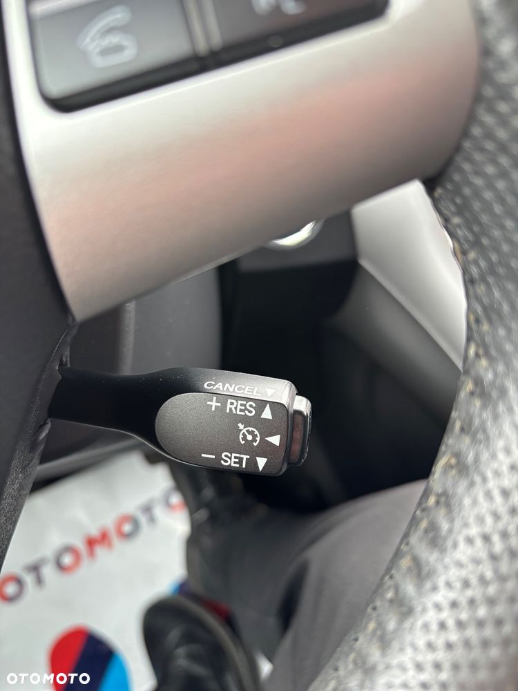 Toyota Auris 1.8 VVT-i Automatik Executive - 17