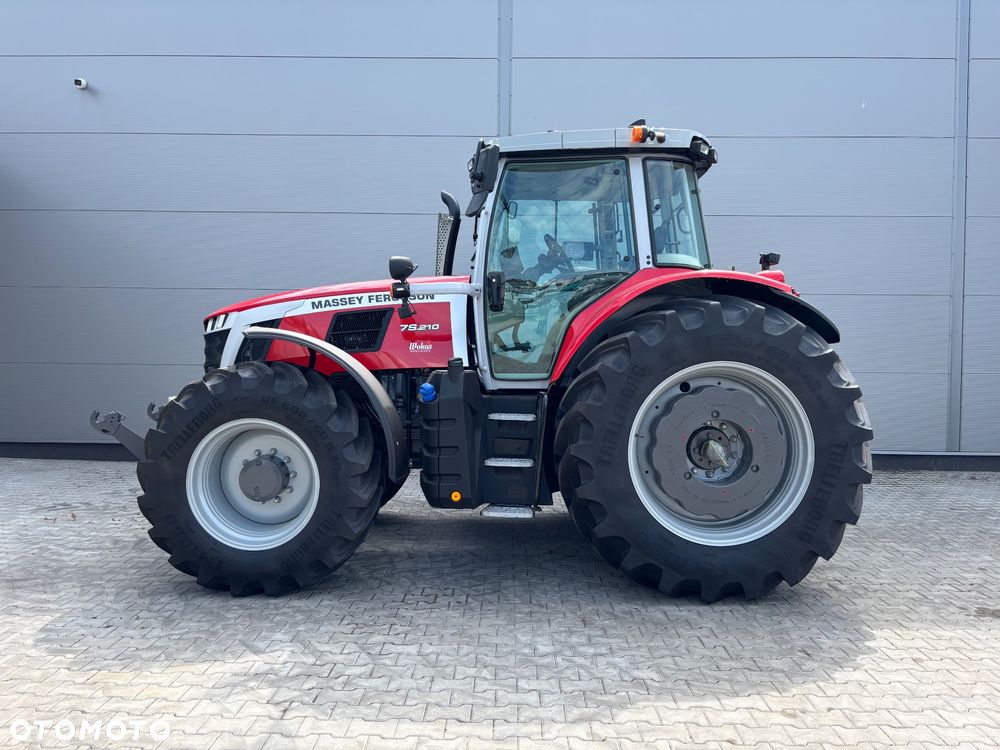Massey Ferguson 7S.210 - 8