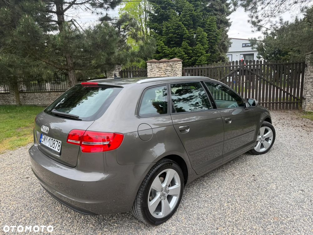 Audi A3 Sportback 2.0 TDI DPF Attraction - 3