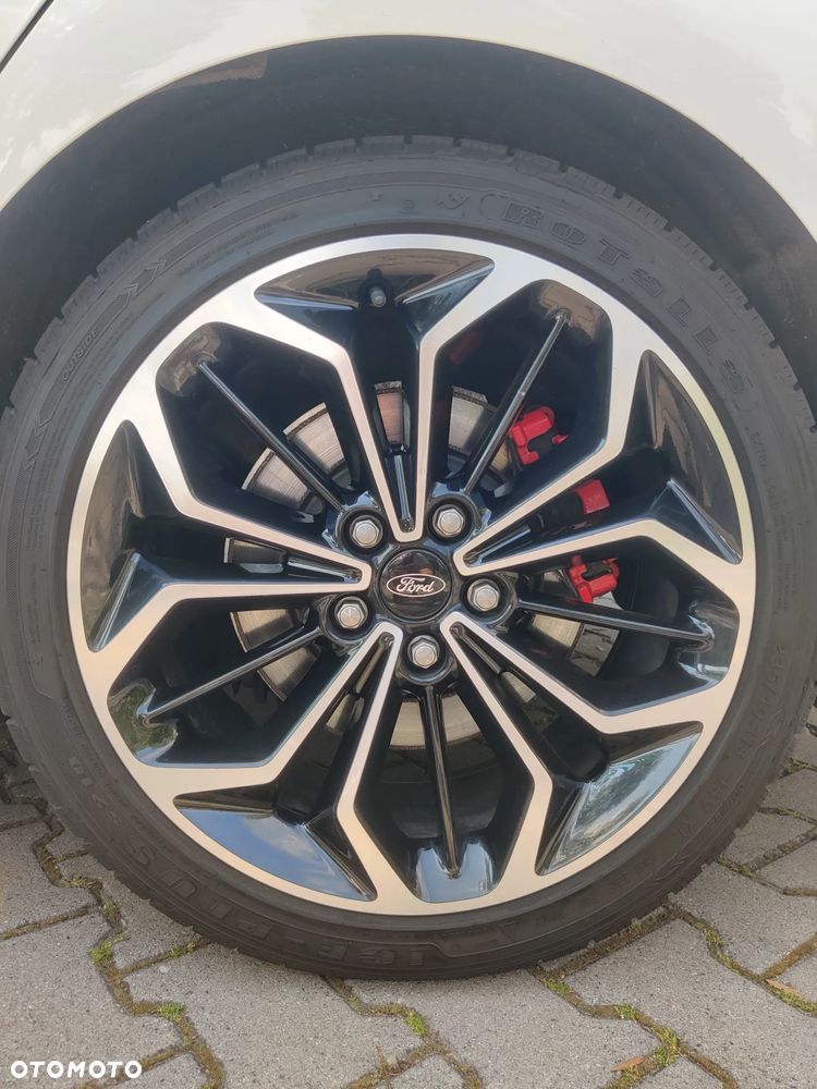 Ford Focus SW 2.0 TDCi ST-Line ASS PowerShift - 13