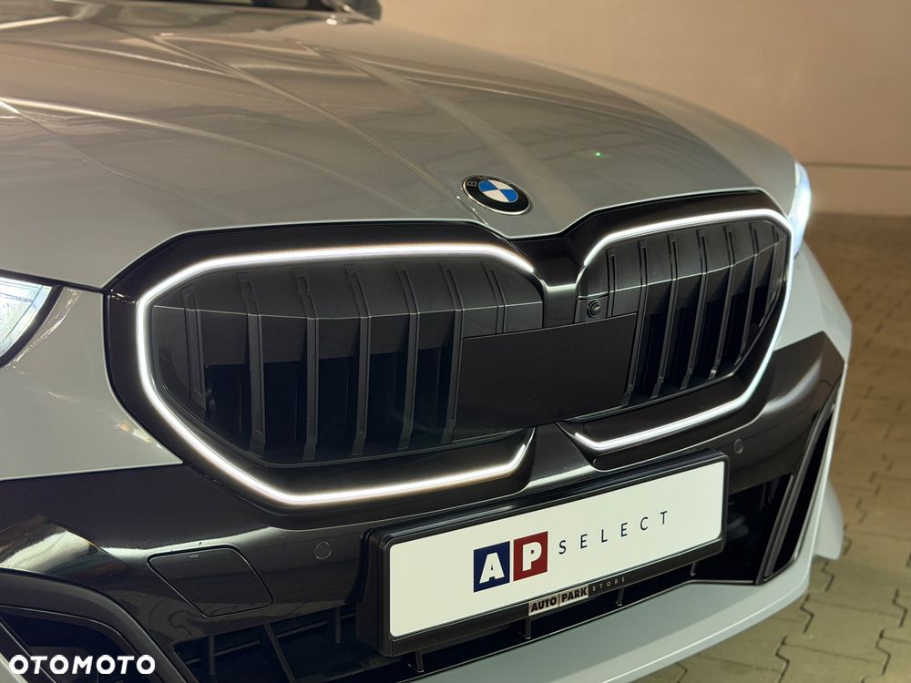BMW Seria 5 520d xDrive mHEV M Sport - 38