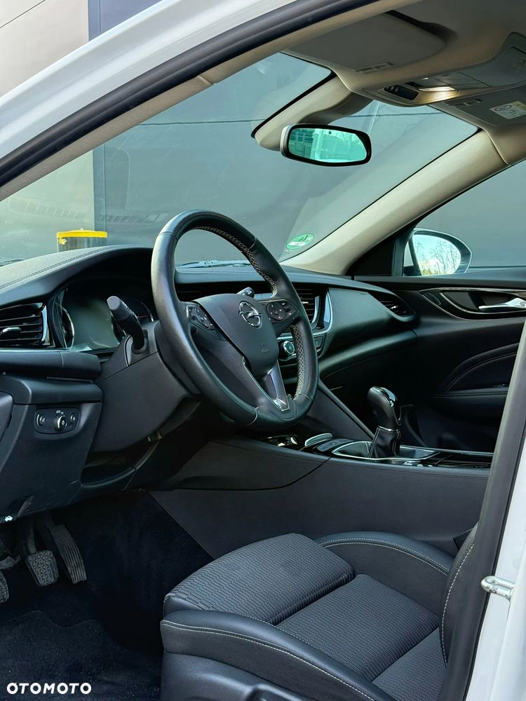 Opel Insignia 2.0 CDTI Cosmo S&S - 17