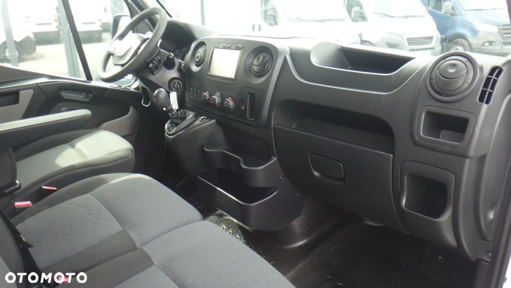 Renault Master - 10
