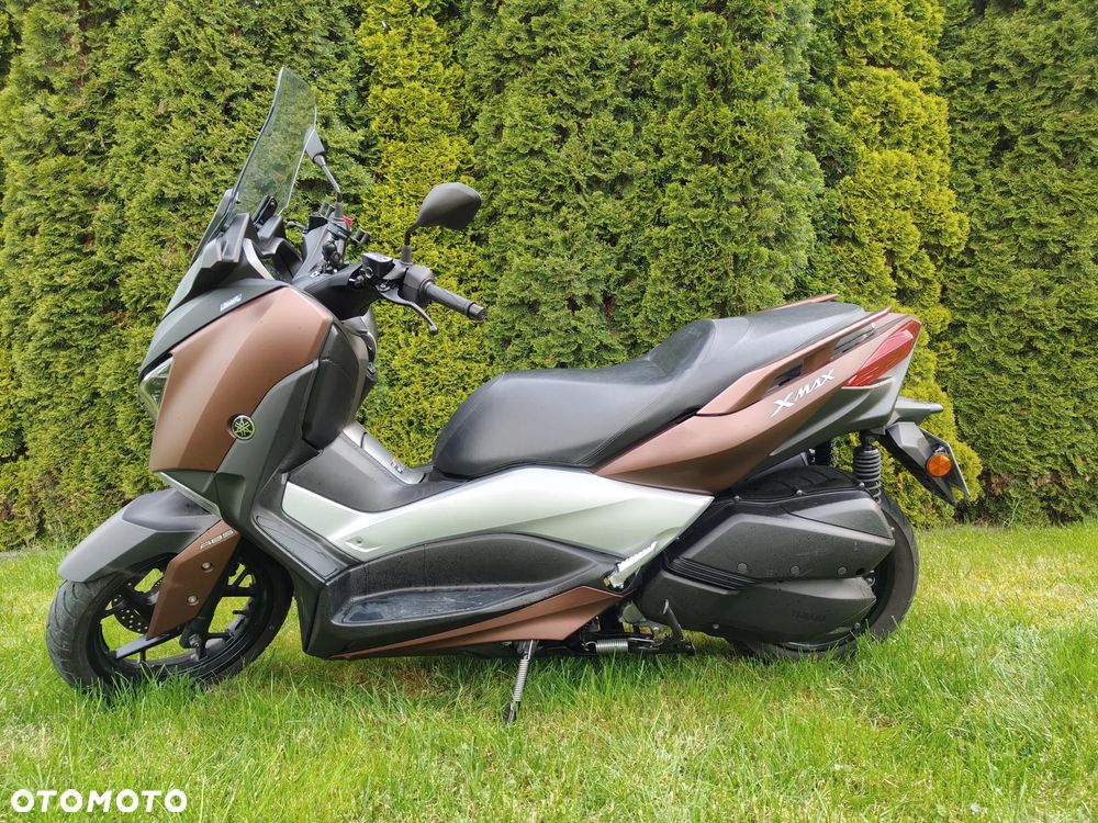Yamaha X-max - 3