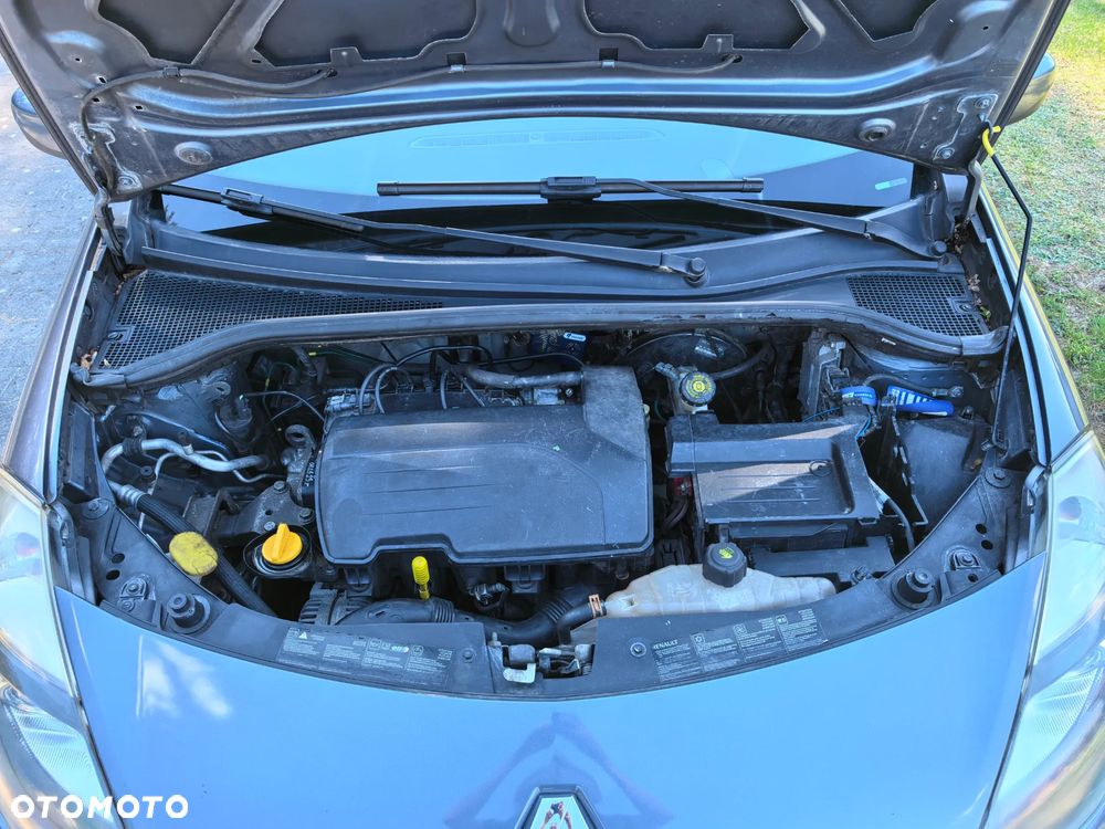 Renault Clio 1.2 16V Authentique - 15