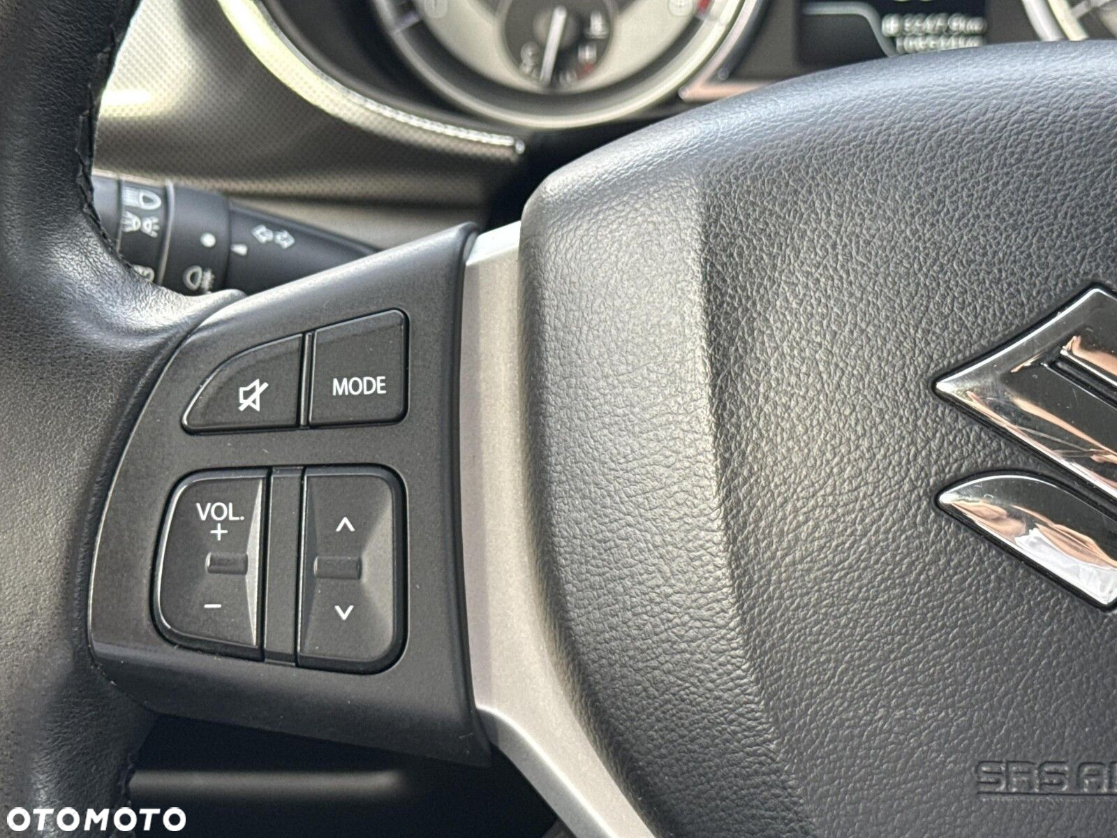 Suzuki Vitara 1.4 Boosterjet Elegance 2WD - 16