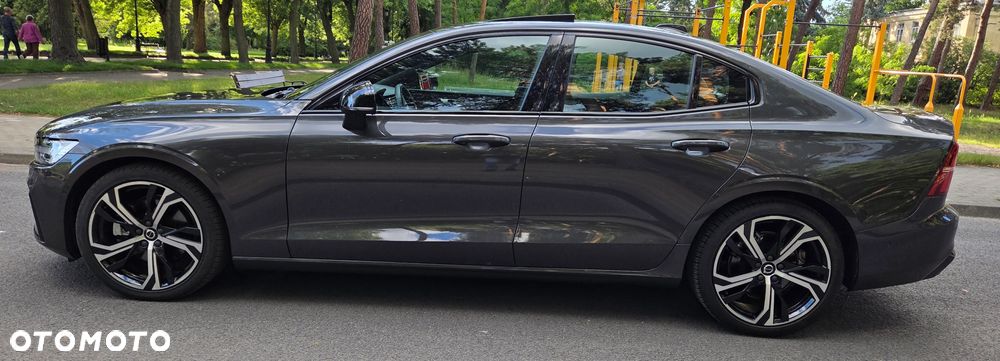 Volvo S60 B5 B AWD Ultimate Dark - 2