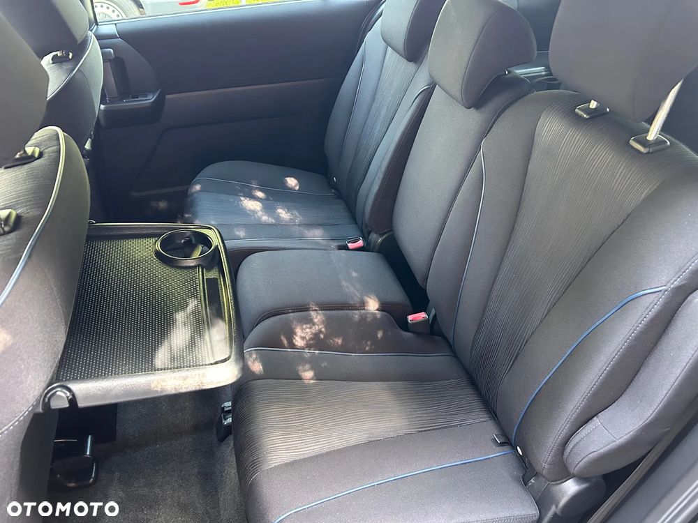 Mazda 5 1.6 CD Exclusive + - 9