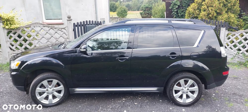 Mitsubishi Outlander 2.2 DI-D 4WD Intense - 3