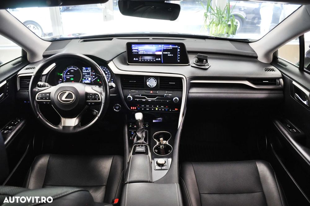 Lexus Seria RX - 20