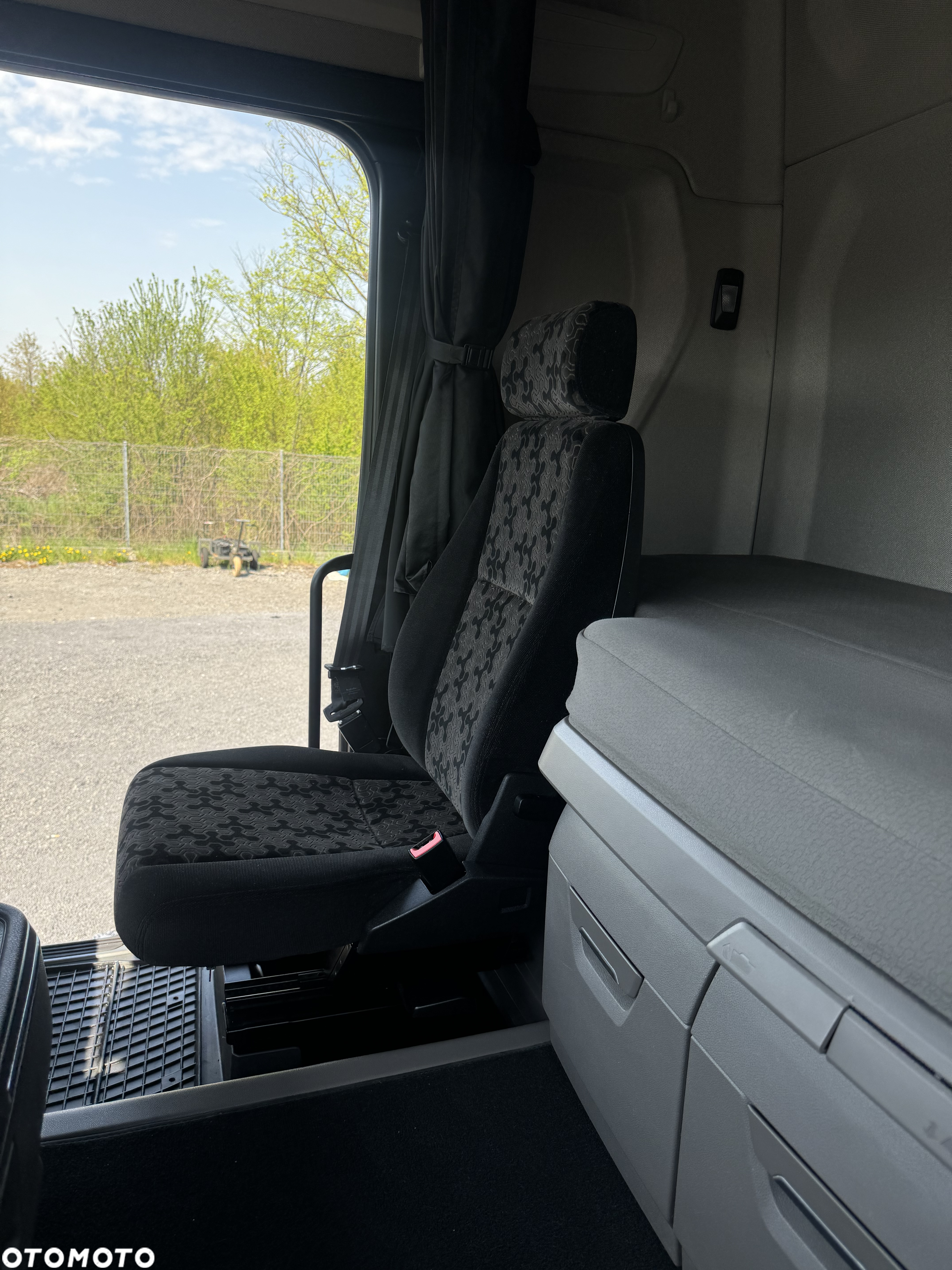 Scania R450 / Automat / Retarder / 2 Zbiorniki / Koła 315/70 / Lodówka / Stan BDB / z Francji - 22