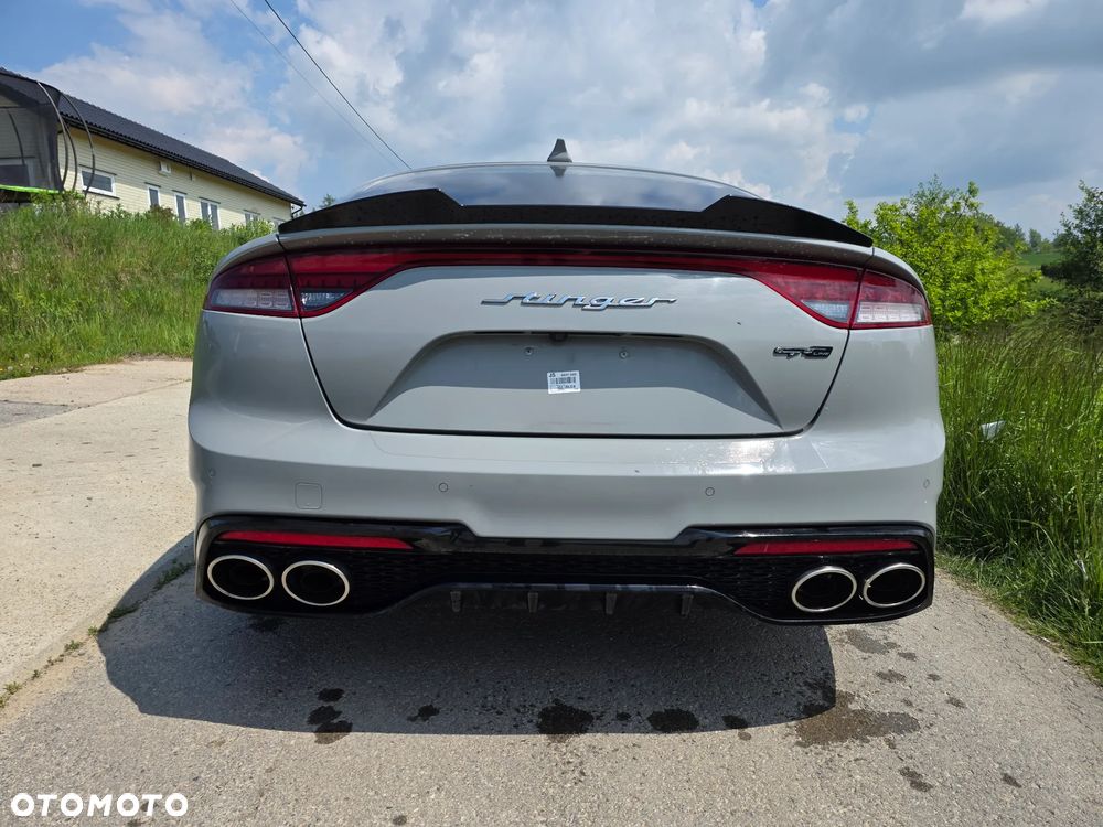 Kia Stinger - 5
