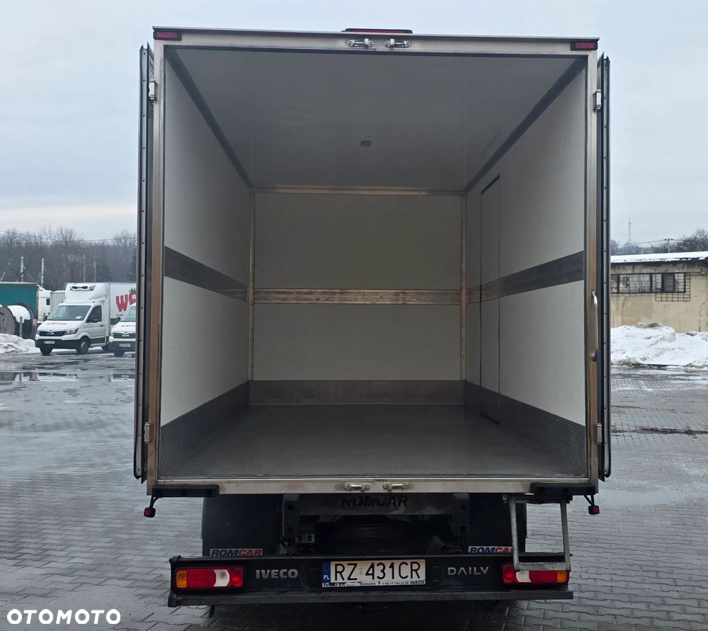 Iveco 35C16 - 21