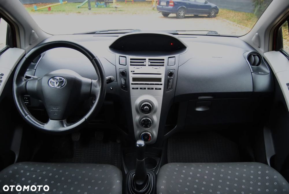Toyota Yaris 1.4 D-4D Luna - 9