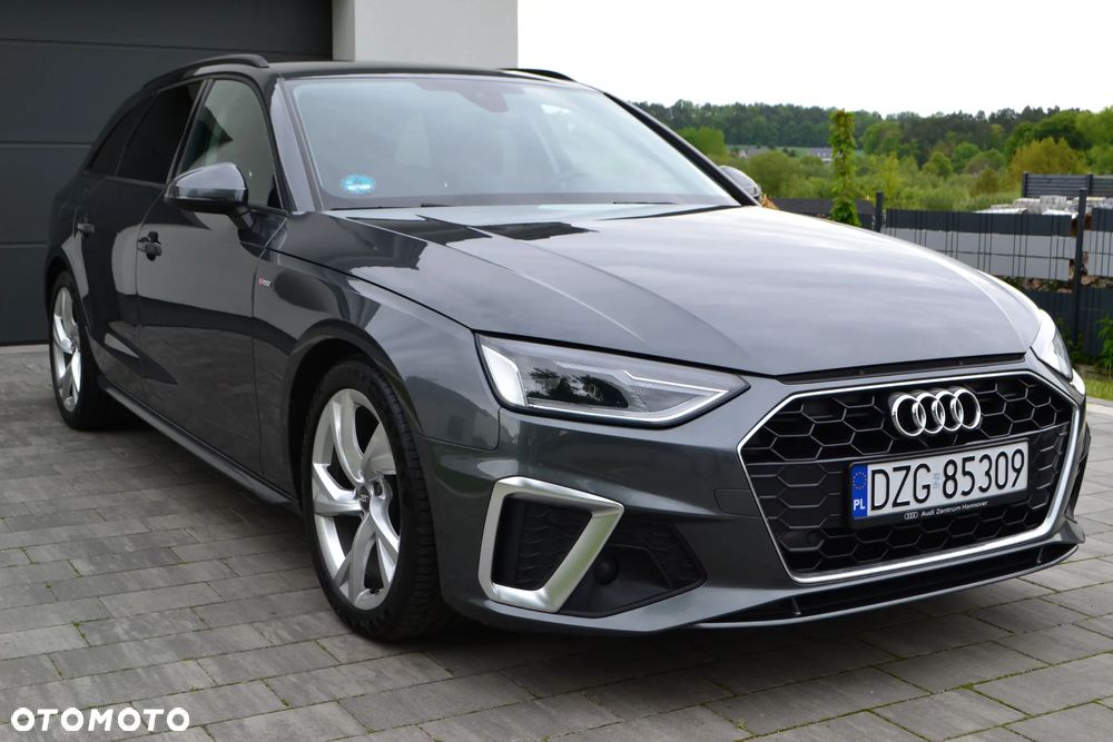 Audi A4 Avant 35 TDI S tronic S line - 1