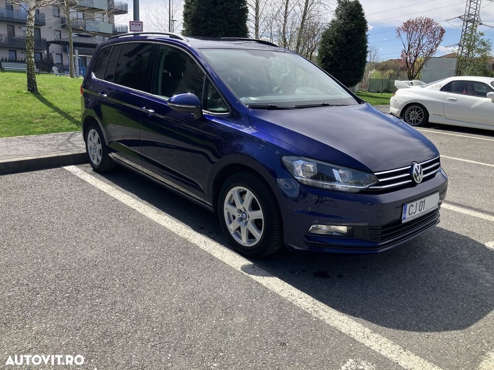 Volkswagen Touran 2.0 TDI SCR Comfortline - 3