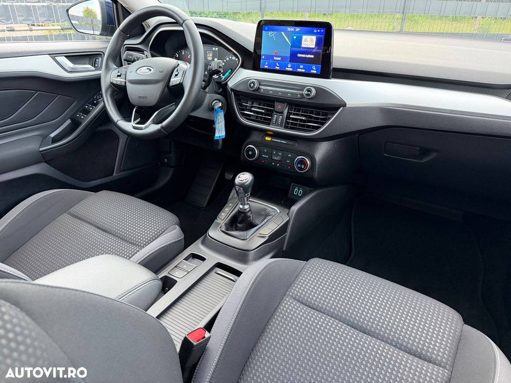 Ford Focus - 11