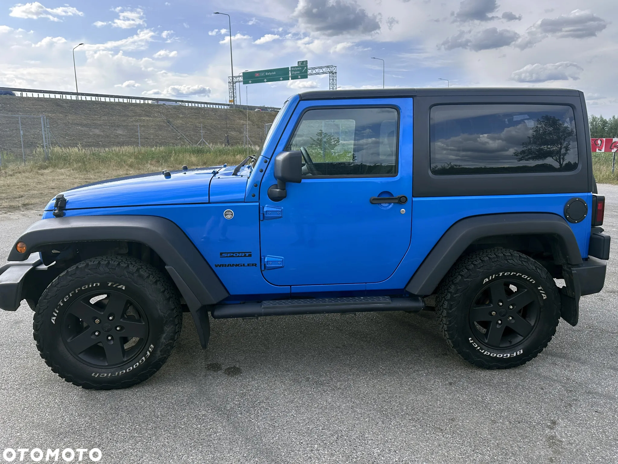 Jeep Wrangler - 4