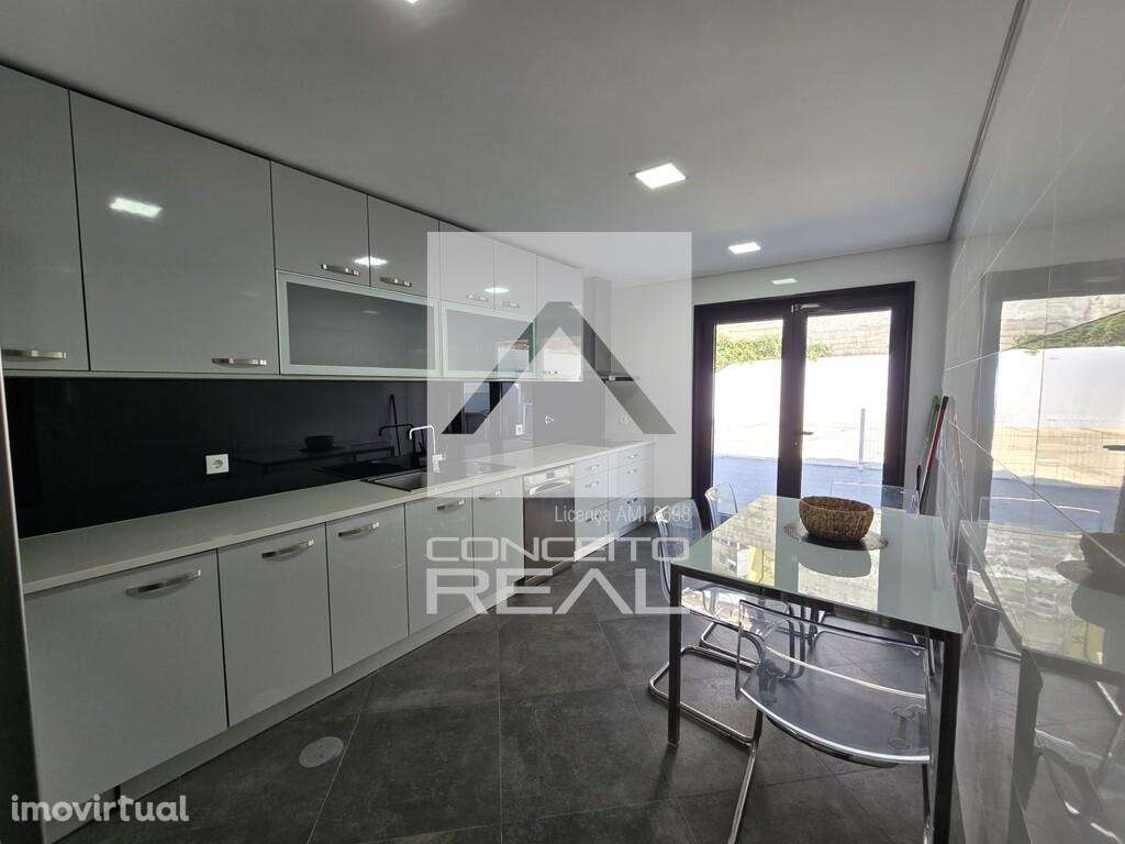 Moradia T4 Mobilada e equipada – Fânzeres - Gondomar - Grande imagem: 3/42