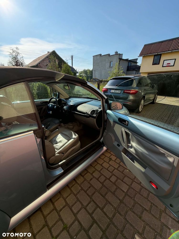 Volkswagen New Beetle 1.8T - 9
