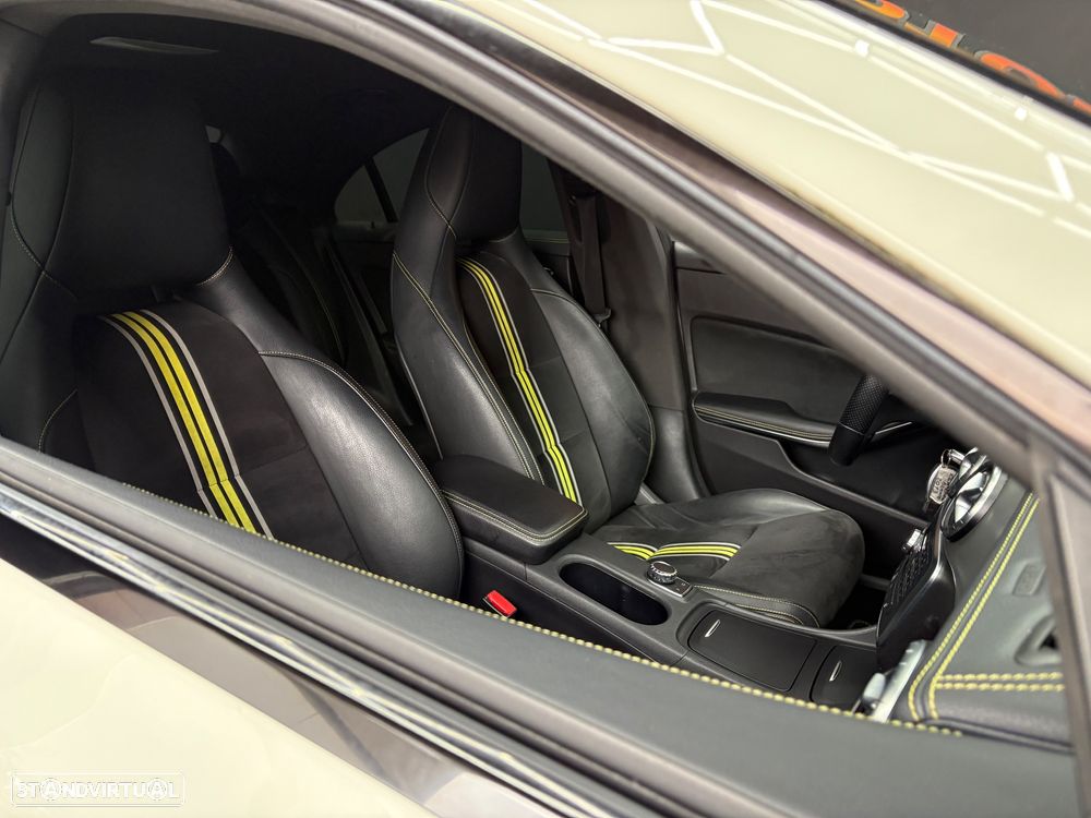Mercedes-Benz CLA 220 CDI 7G-DCT AMG Line - 57
