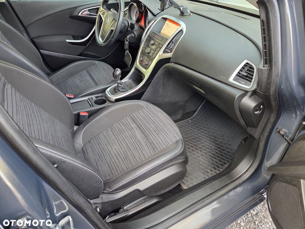 Opel Astra 1.4 Turbo ENERGY - 25