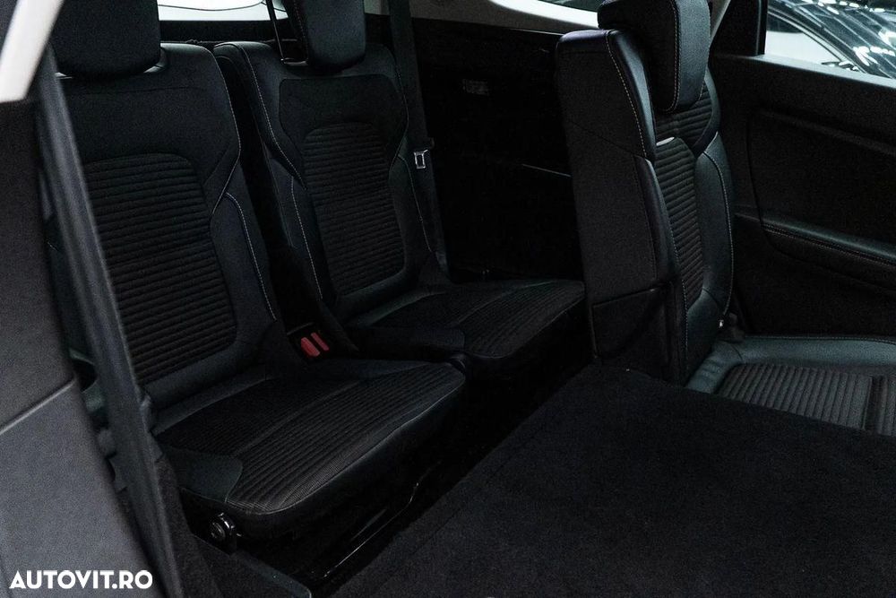 Renault Grand Scenic - 9