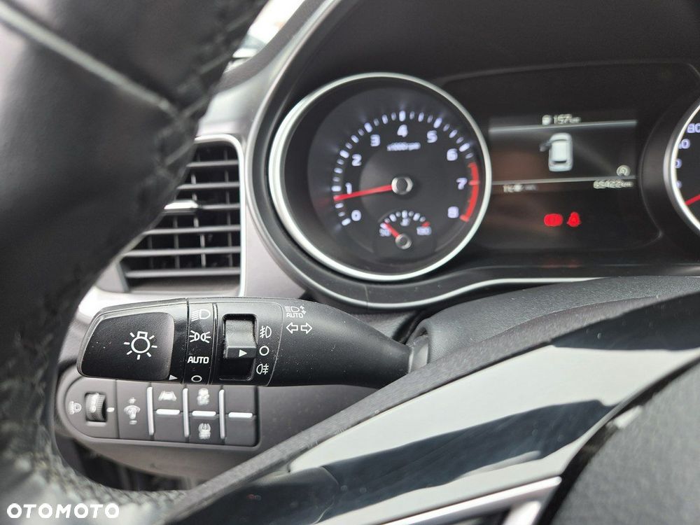 Kia Ceed 1.5 T-GDI M - 28