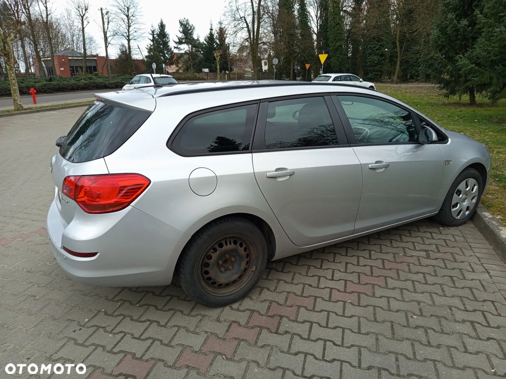 Opel Astra 1.4 Cosmo - 10