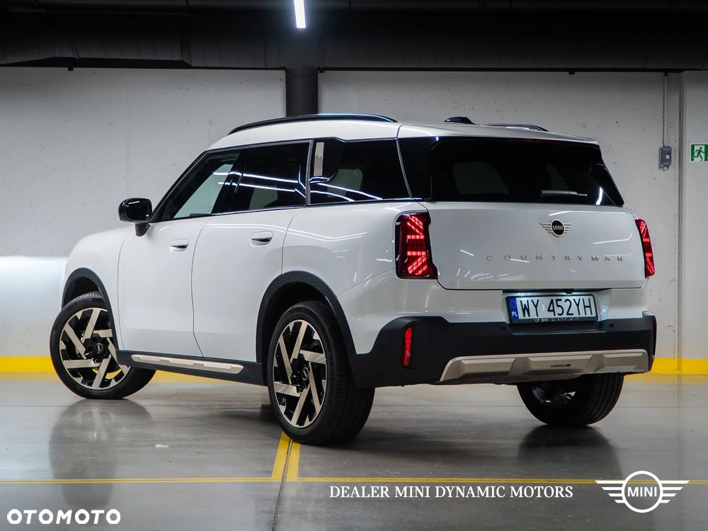 MINI Countryman C Favoured Trim - 6