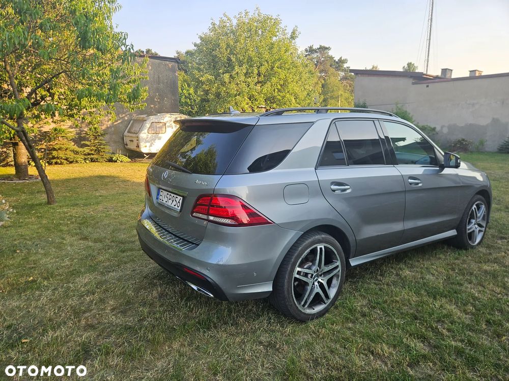 Mercedes-Benz GLE - 4