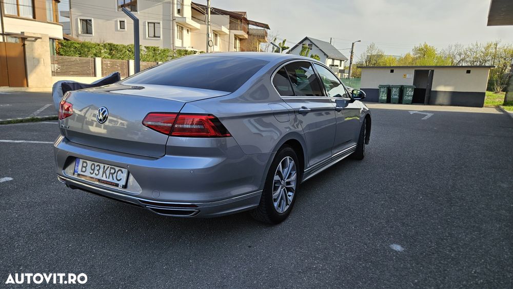 Volkswagen Passat 2.0 TDI DSG Comfortline - 4