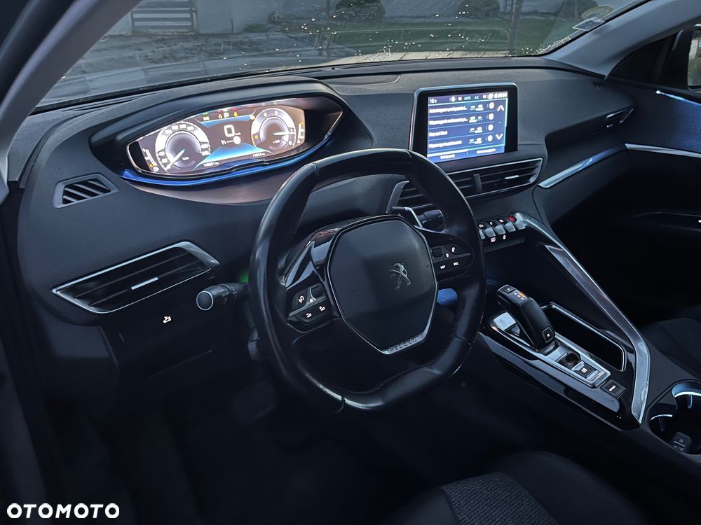 Peugeot 5008 BlueHDi 180 EAT8 Allure - 4