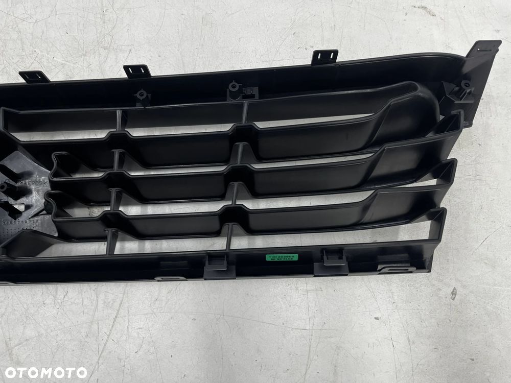Atrapa Suzuki Splash 08-14r. grill przednia maskownica zderzaka znaczek 71741-51k00-5pk - 8