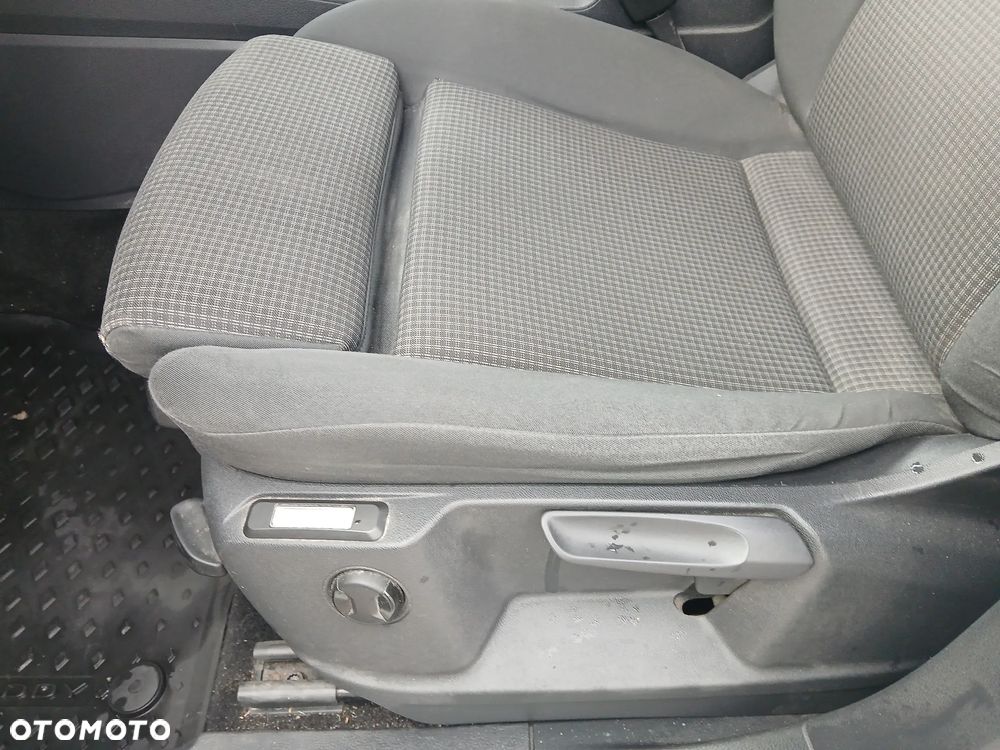 Volkswagen Caddy - 10