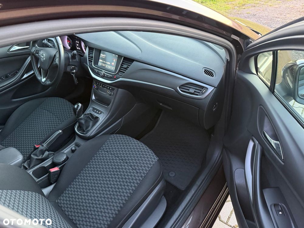Opel Astra - 12