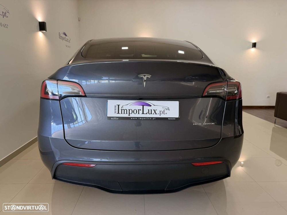 Tesla Model Y Long Range Tração Integral - 9