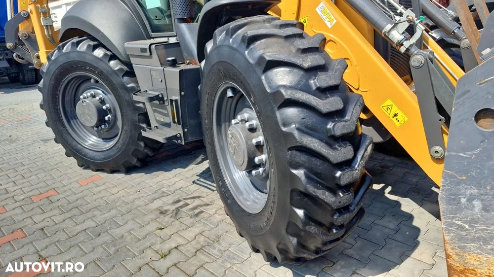 Case 965 ST / BULDOEXCAVATOR / 4X4x4 / PE ROȚI EGALE / AER CONDIȚIONAT / POWERSHIFT / Roți directoare 4WS / SET GALETE / 2020 / - 36